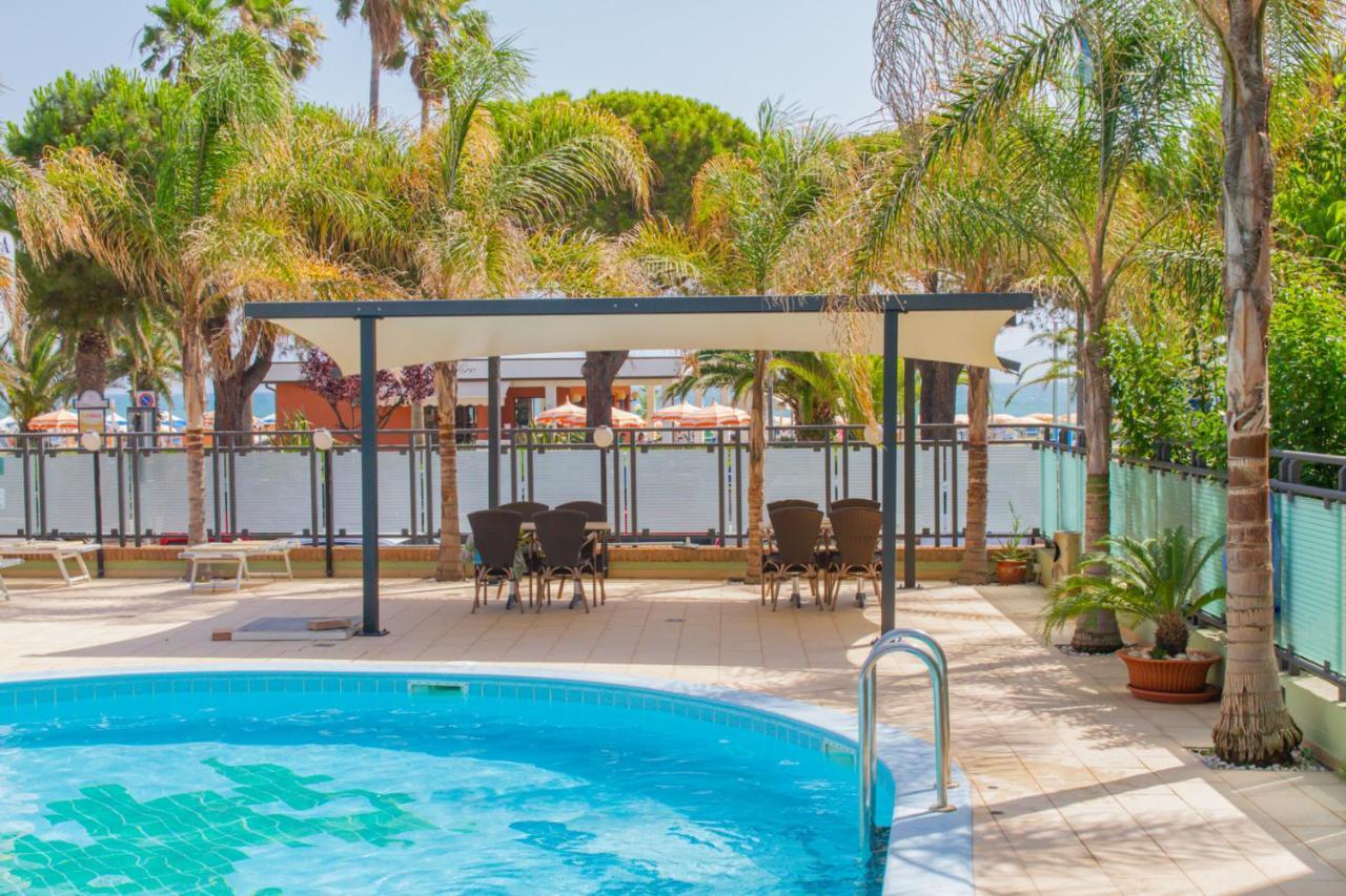 Residence Playa トルトレート エクステリア 写真